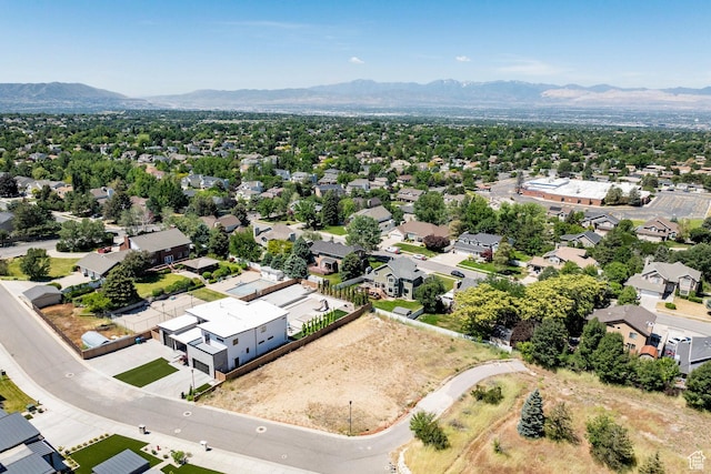 9942 S Altamont Dr E, Sandy, UT 84092