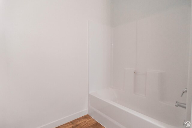 477 S 850 E, American Fork, UT 84003 - full bath featuring wood finished floors and tub / shower combination