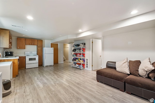 2673 E Toni Cir S, Cottonwood Heights, UT 84121 - living area with light wood finished floors and recessed lighting