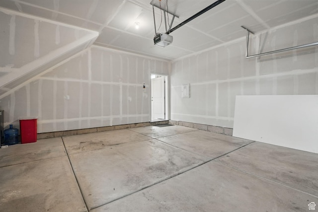 98 E Stroll Ave Unit 809, Saratoga Springs, UT 84045 - garage featuring a garage door opener