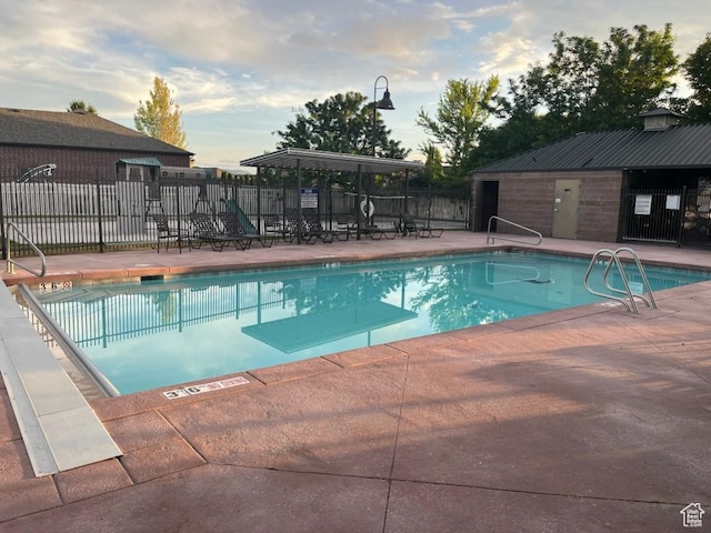 1412 S 4175 W, Syracuse, UT 84075 - community pool with a patio area