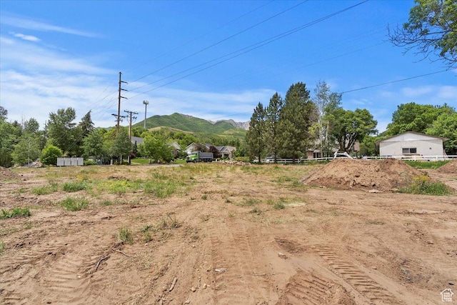 5630 N Robinson Ln, Mountain Green, UT 84050