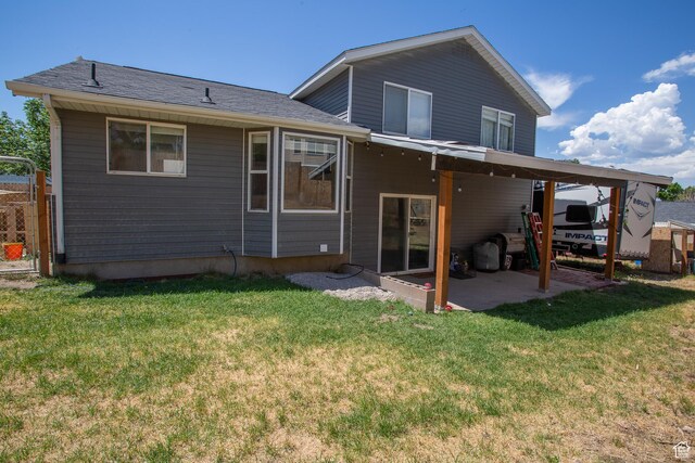 1211 E Spring Ridge Dr S, Sandy, UT 84094 - back of house with a patio area