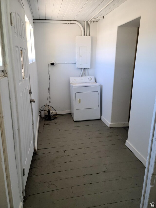 48 N Main St, Ephraim, UT 84627 - laundry area with washer / dryer, electric panel, and hardwood / wood-style flooring