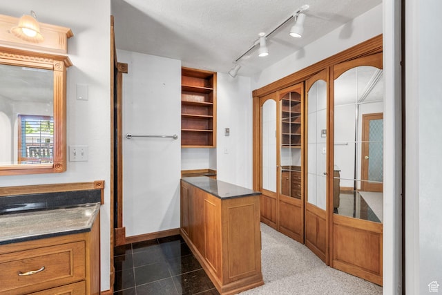 222 S 800 E, Alpine, UT 84004 - unfurnished office featuring baseboards and track lighting