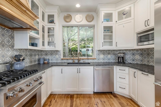 1085 W Links Dr, Midway, UT 84049 - kitchen with stainless steel appliances, custom range hood, and white cabinetry