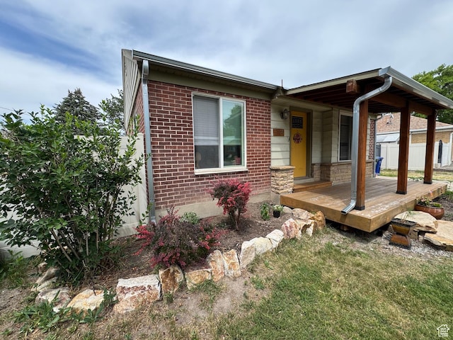 1114 W Briarcliff Ave S, Salt Lake City, UT 84116 - view of front of property with brick siding
