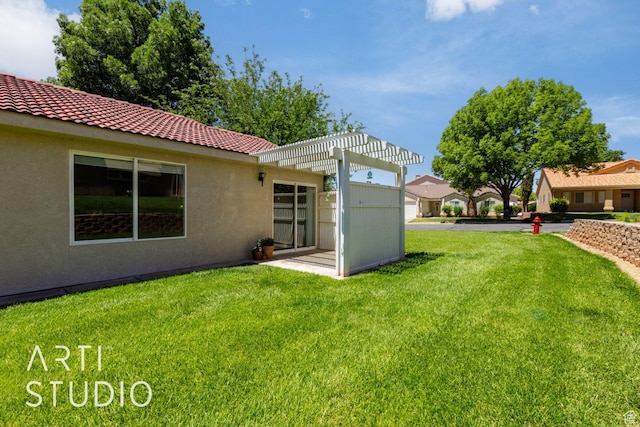 524 S Indian Hills Dr Unit 102, St George, UT 84770 - view of green lawn with a pergola