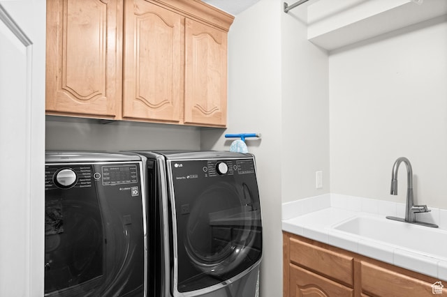 369 E 9th Ave, Salt Lake City, UT 84103 - washroom featuring cabinet space and independent washer and dryer