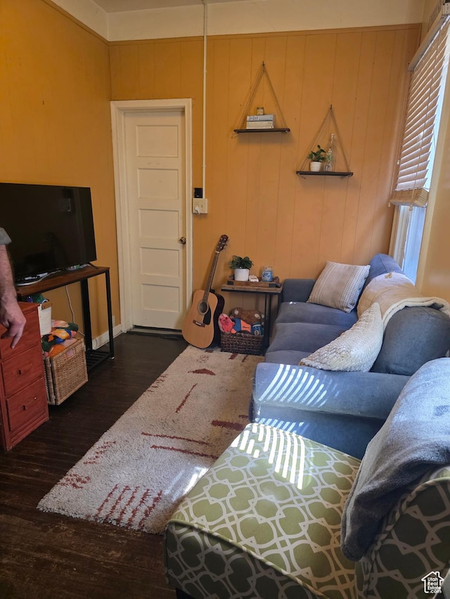 423 E 1st Ave N, Salt Lake City, UT 84103 - living room with dark wood-style floors and baseboards