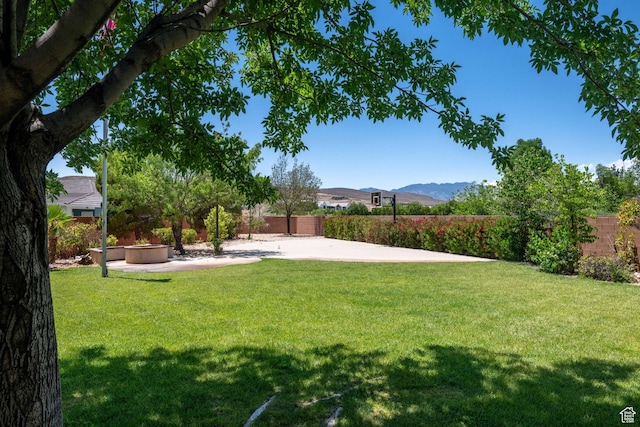 1285 Summerwood Cir, Santa Clara, UT 84765 - view of yard with a mountain view