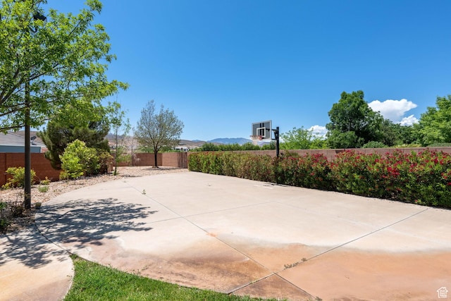 1285 Summerwood Cir, Santa Clara, UT 84765 - view of sport court with basketball hoop