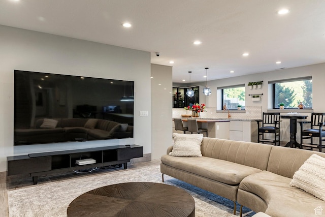 1621 E Box Elder Cir, Alpine, UT 84004 - living room featuring recessed lighting