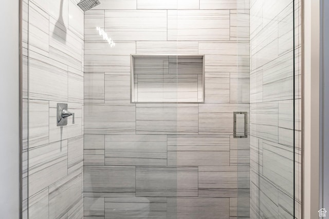 1621 E Box Elder Cir, Alpine, UT 84004 - bathroom featuring a stall shower