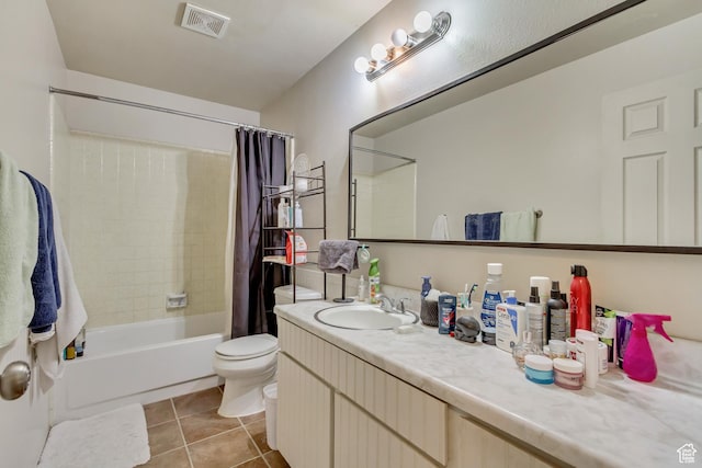 41 S 200 E, Santaquin, UT 84655 - bathroom featuring shower / tub combo, tile patterned floors, and vanity