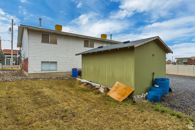 41 S 200 E, Santaquin, UT 84655 - back of house featuring a shed
