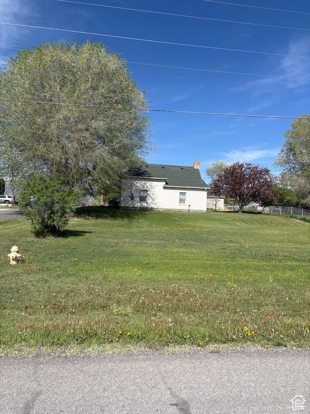 279 E 50 N, Moroni, UT 84646 - view of yard