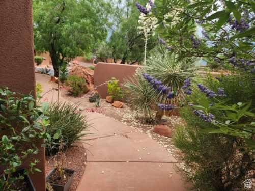 2255 Tuweap Dr N Unit 54, St George, UT 84770 - view of home's community