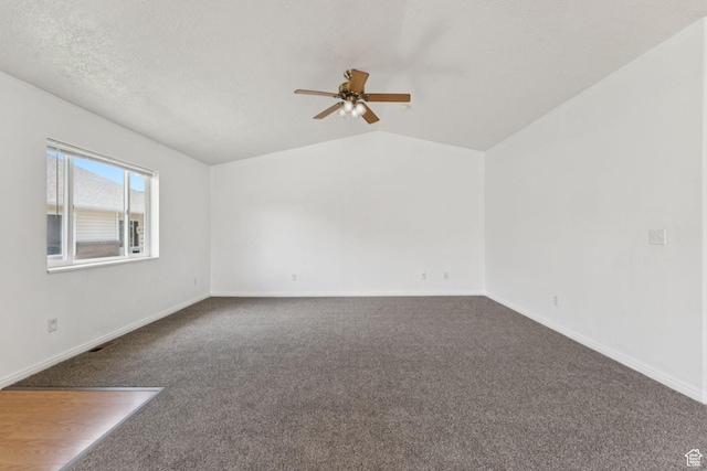 827 S 1030 W, Richfield, UT 84701 - empty room featuring a ceiling fan, carpet floors, and vaulted ceiling