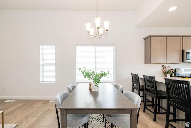 425 W Domain Ln, Grantsville, UT 84029 - dining room with a chandelier, healthy amount of natural light, light wood-style floors, and recessed lighting
