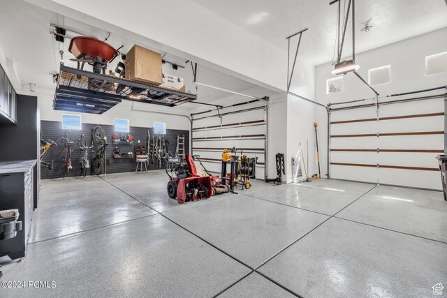 8960 Parleys Ln, Park City, UT 84098 - garage with a garage door opener