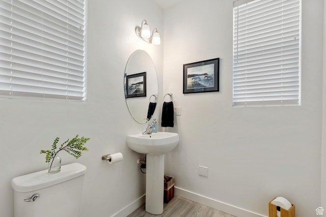 743 W 950 S, Springville, UT 84663 - bathroom with baseboards and wood finished floors