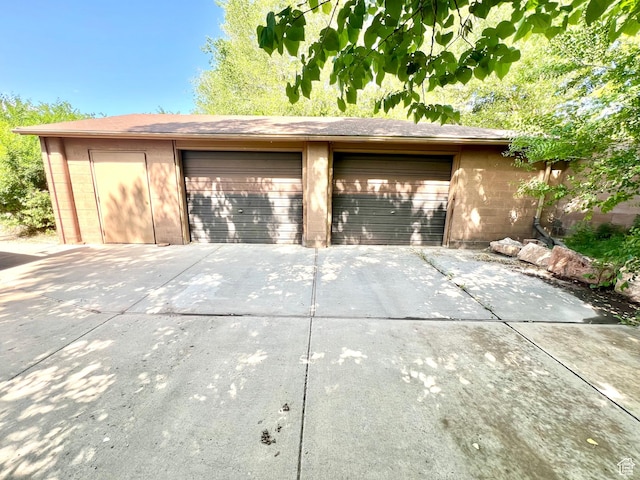 90 W 640 N, Richfield, UT 84701 - view of garage