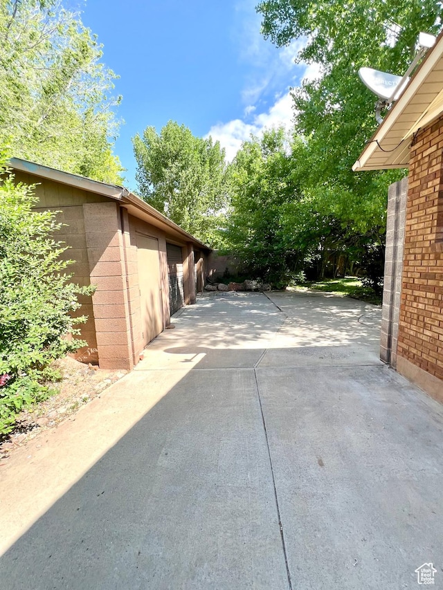 90 W 640 N, Richfield, UT 84701 - view of vehicle parking