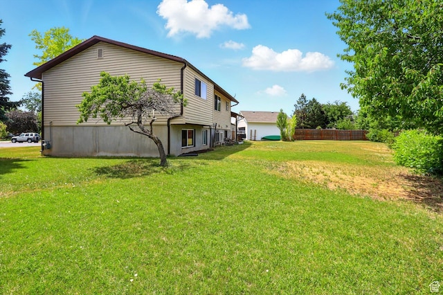 167 E 950 S, Layton, UT 84041 - view of grassy yard