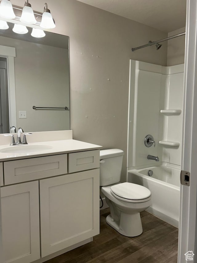 269 W 700 N, Vineyard, UT 84059 - full bath featuring vanity, wood finished floors, and tub / shower combination