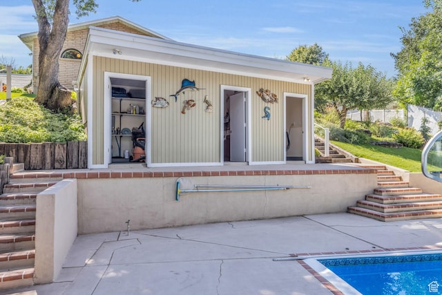 315 E Oak Ln, Kaysville, UT 84037 - doorway to property featuring a patio