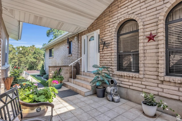 315 E Oak Ln, Kaysville, UT 84037 - view of exterior entry with brick siding