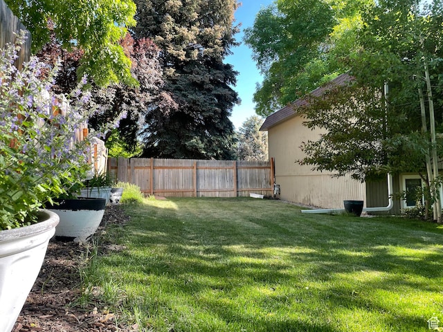 3411 E Enchanted View Dr S, Cottonwood Heights, UT 84121 - view of fenced backyard
