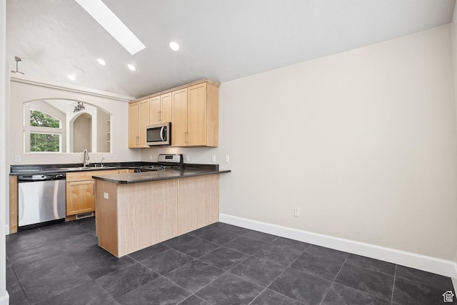 3884 W Coral Dune Dr S, South Jordan, UT 84095 - photo 11