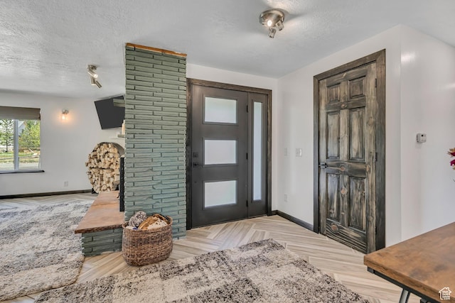 8695 E 800 S, Huntsville, UT 84317 - foyer entrance featuring a textured ceiling