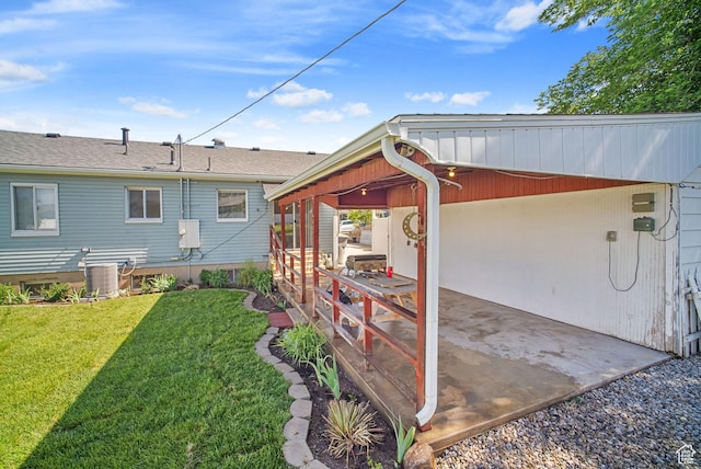 733 W 3500 S, Bountiful, UT 84010 - view of green lawn with an attached carport