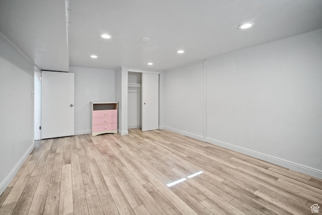 733 W 3500 S, Bountiful, UT 84010 - unfurnished bedroom featuring recessed lighting, light wood-style flooring, and a closet