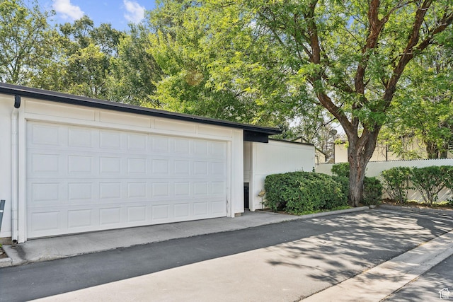 4178 S 650 E, Murray, UT 84107 - view of garage