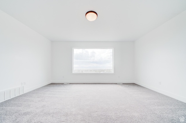 1858 N 515 W, Logan, UT 84341 - unfurnished room featuring carpet and baseboards