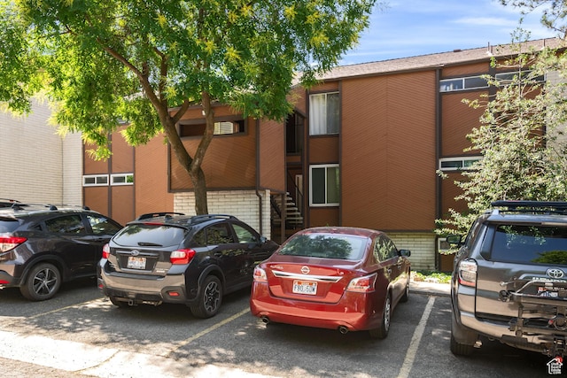 2402 S Elizabeth St Unit 5, Salt Lake City, UT 84106 - view of building exterior with uncovered parking