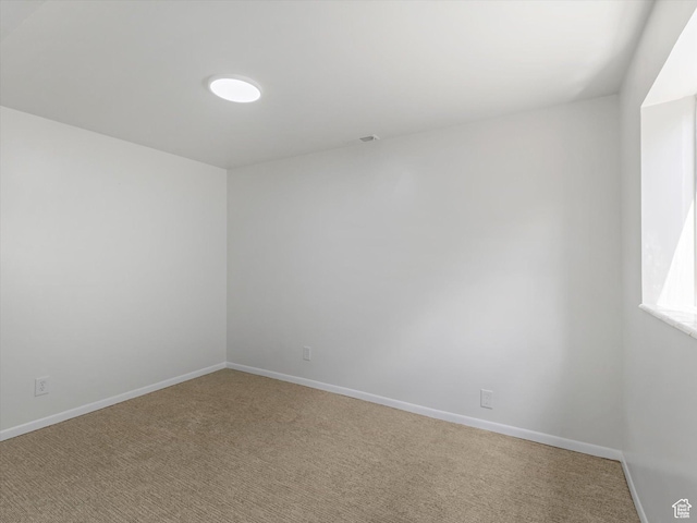 8359 S Fayeway Dr, Sandy, UT 84094 - unfurnished room with light colored carpet