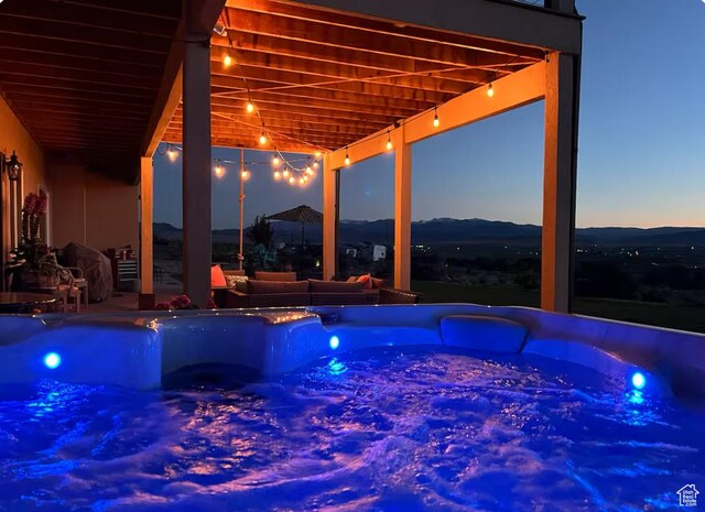 2253 N 1200 E, Monroe, UT 84754 - view of swimming pool featuring a hot tub