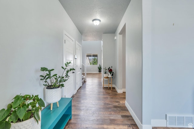 123 E 460 N, Vineyard, UT 84059 - hallway featuring wood finished floors and a textured ceiling