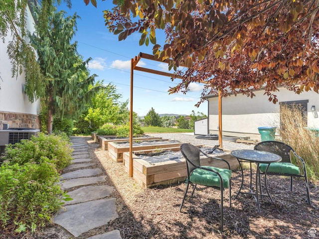 6037 Chamberry Way N, Highland, UT 84003 - view of yard with a garden