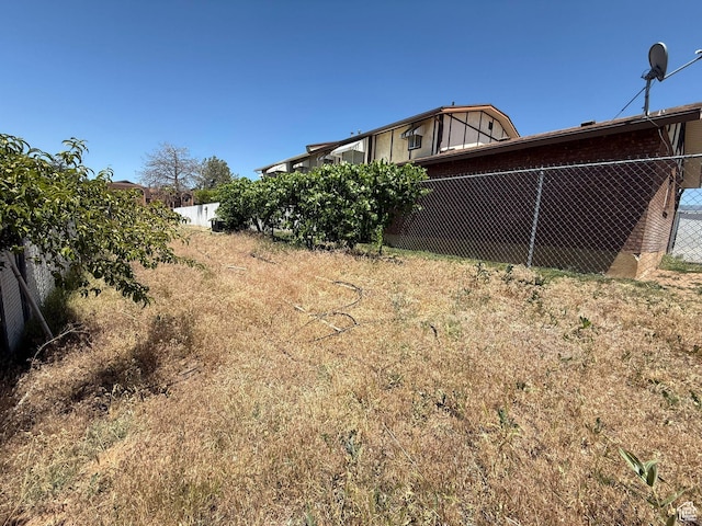 5509 S 2150 W, Roy, UT 84067 - view of yard