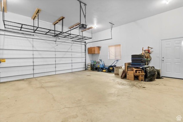 231 S 200 E, Manti, UT 84642 - garage featuring a garage door opener