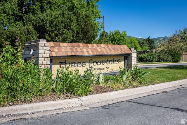 330 E Peach Ln, Bountiful, UT 84010 - community sign featuring a mountain view