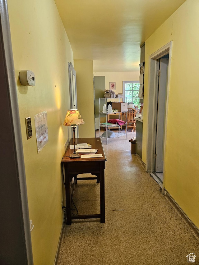 110 S Wall Ave E, Ogden, UT 84404 - hallway with baseboards