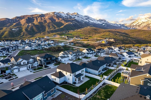 2452 E Lone Hill Dr Unit 324, Draper Ut Cnty, UT 84020 - aerial view of residential area featuring mountains