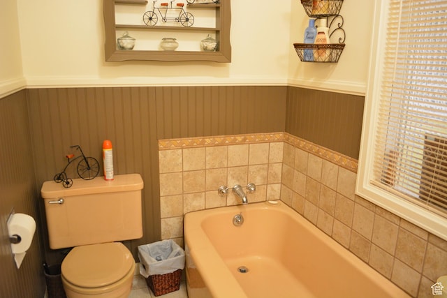 114 W 7th St, Georgetown, ID 83239 - full bath with a garden tub and a wainscoted wall